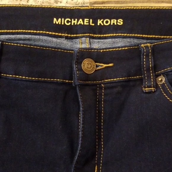 Michael Kors Bermuda shorts - Picture 2 of 5